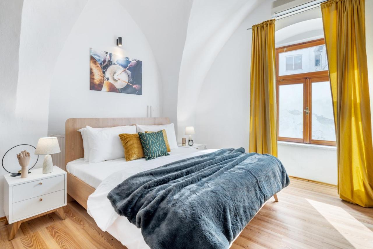 Wine & Bike City Tower Apartments 즈노이모 외부 사진