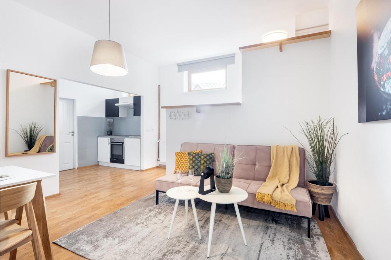 Wine & Bike City Tower Apartments 즈노이모 외부 사진