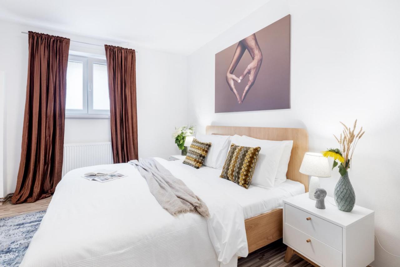 Wine & Bike City Tower Apartments 즈노이모 외부 사진