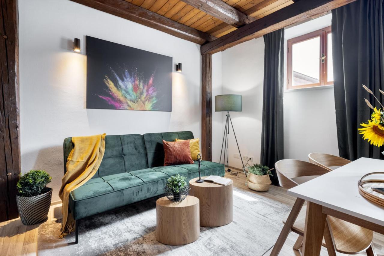 Wine & Bike City Tower Apartments 즈노이모 외부 사진