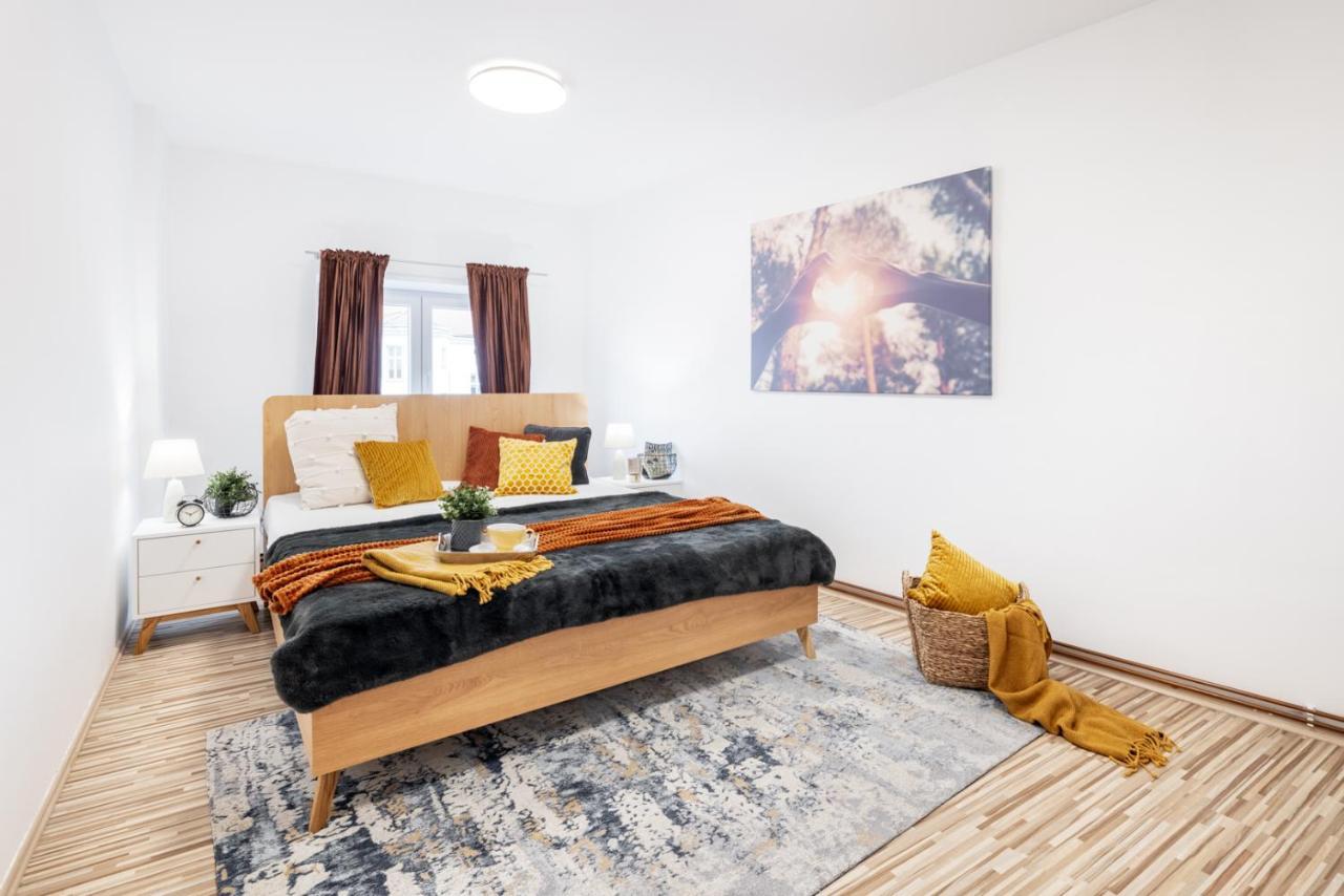 Wine & Bike City Tower Apartments 즈노이모 외부 사진