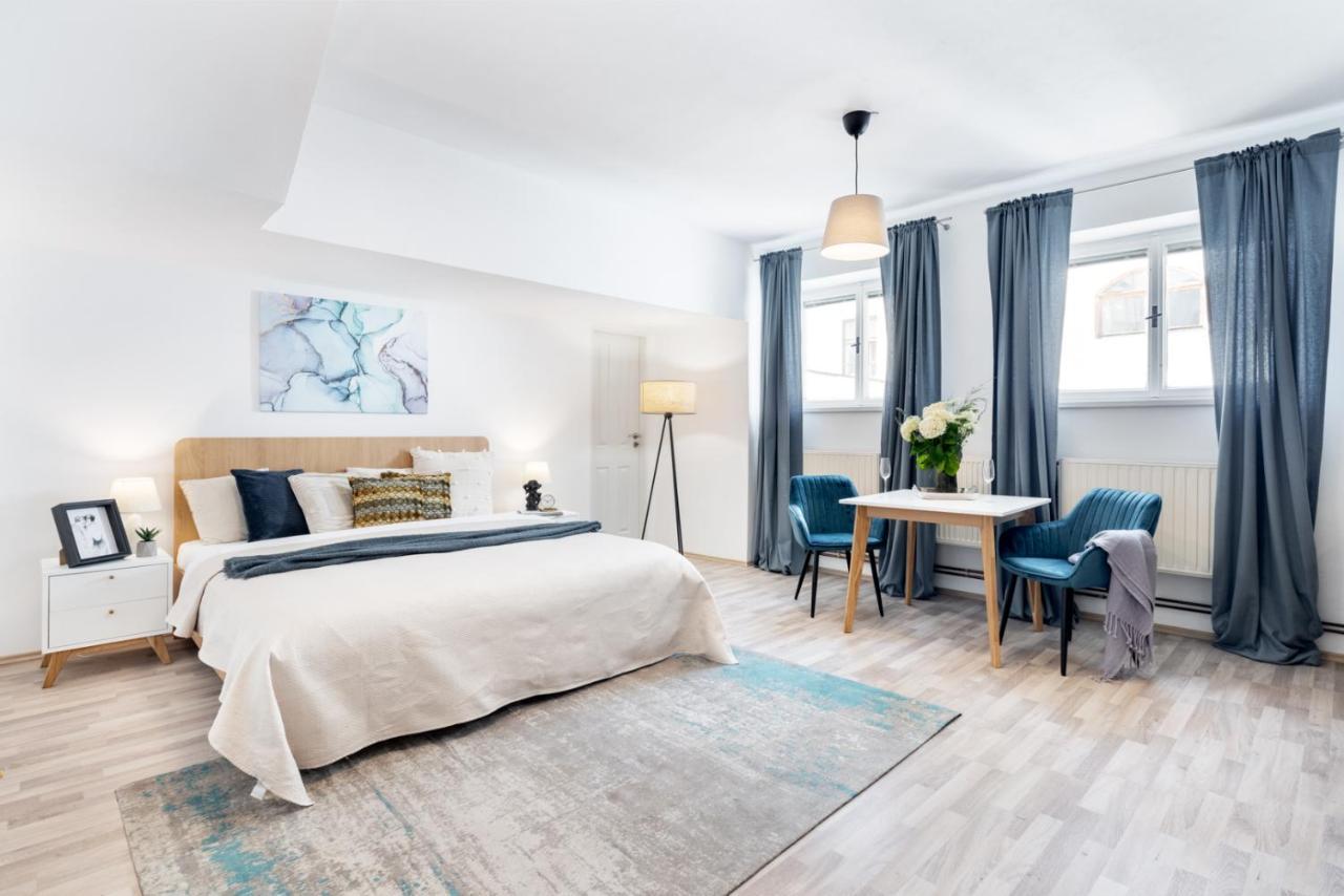 Wine & Bike City Tower Apartments 즈노이모 외부 사진