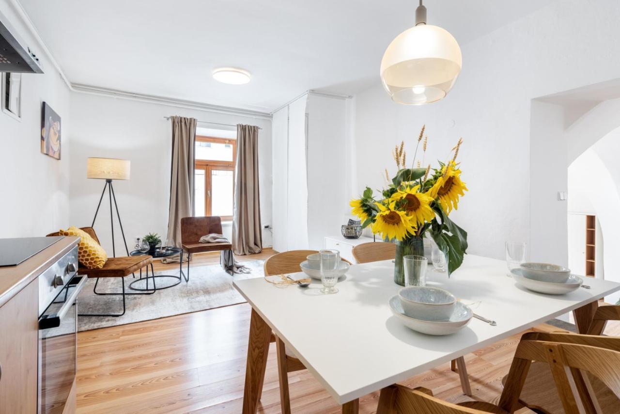 Wine & Bike City Tower Apartments 즈노이모 외부 사진