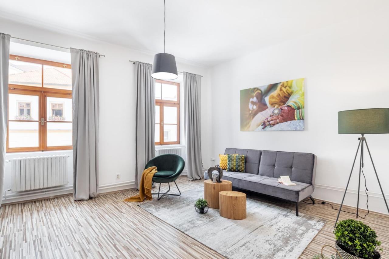 Wine & Bike City Tower Apartments 즈노이모 외부 사진