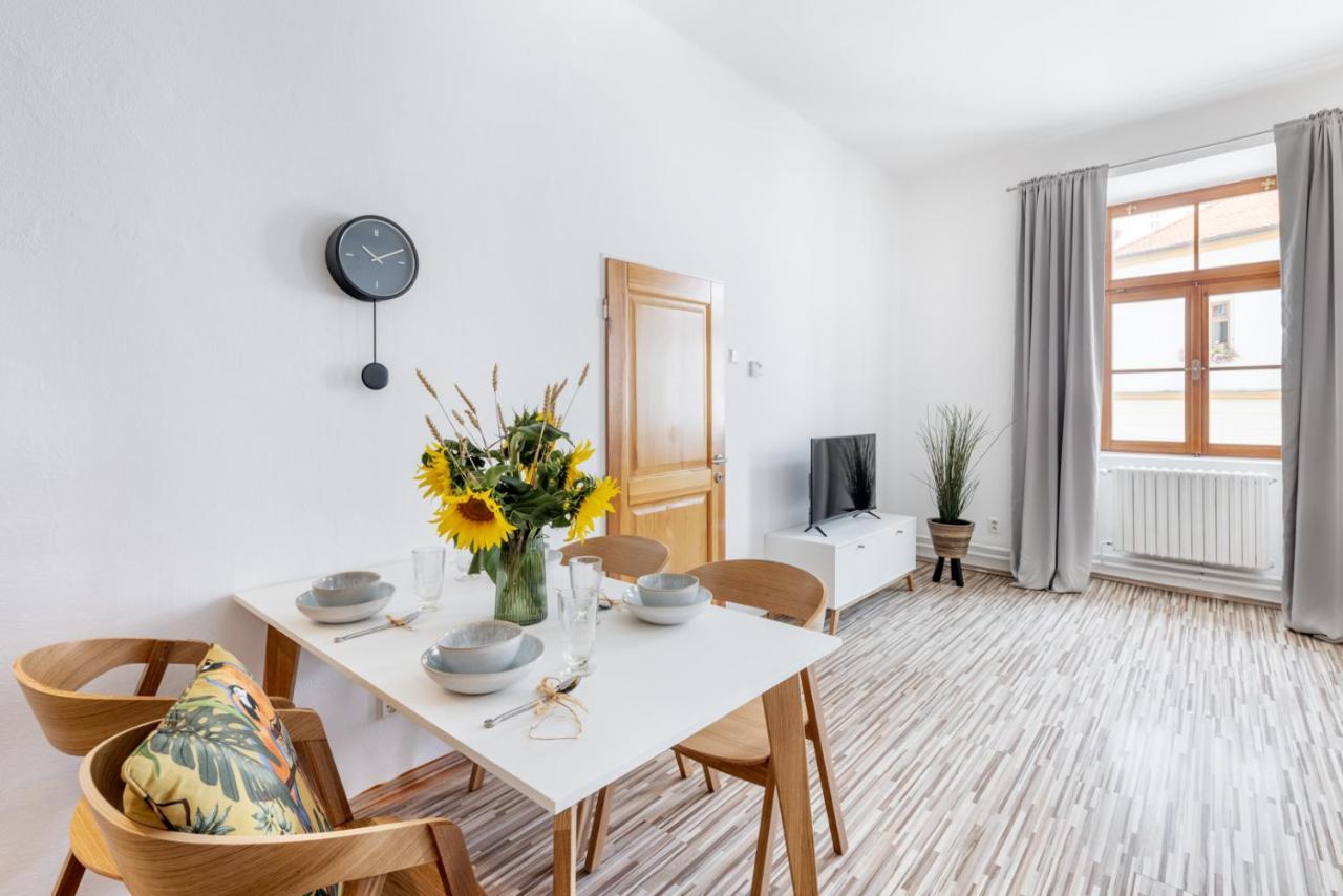 Wine & Bike City Tower Apartments 즈노이모 외부 사진