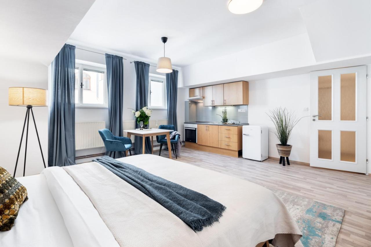 Wine & Bike City Tower Apartments 즈노이모 외부 사진