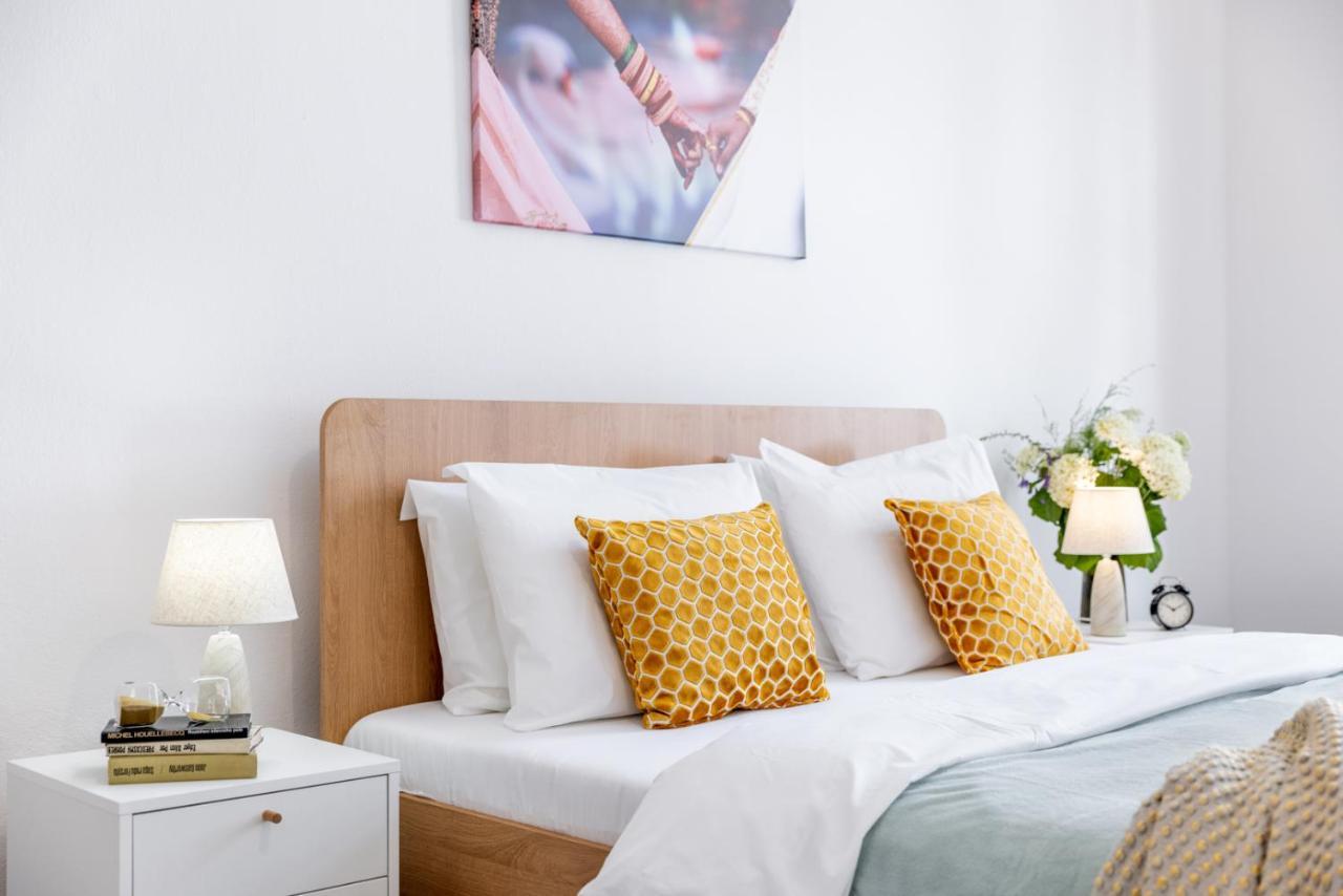 Wine & Bike City Tower Apartments 즈노이모 외부 사진